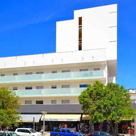 Locazione Turistica Residenza Verde-2 リニャーノ・サッビアドーロ